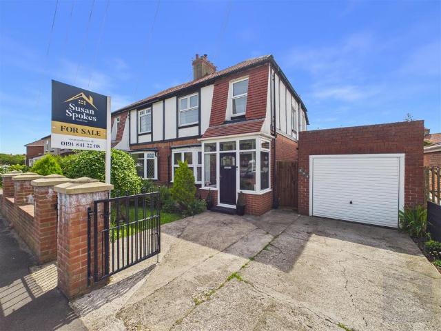 House for sale in Cauldwell, South Shields