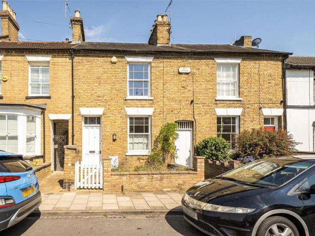 House for sale in Castle, Bedford