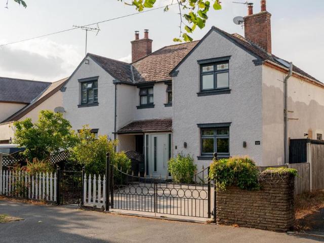 House for sale in Hoobrook, Rushock