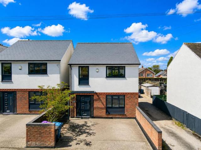 House for sale in Barton In Fabis, East Midlands