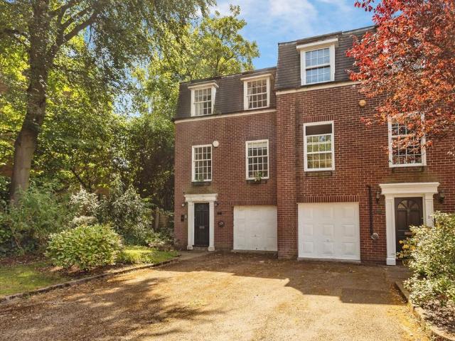House for sale in Fallowfield, Manchester