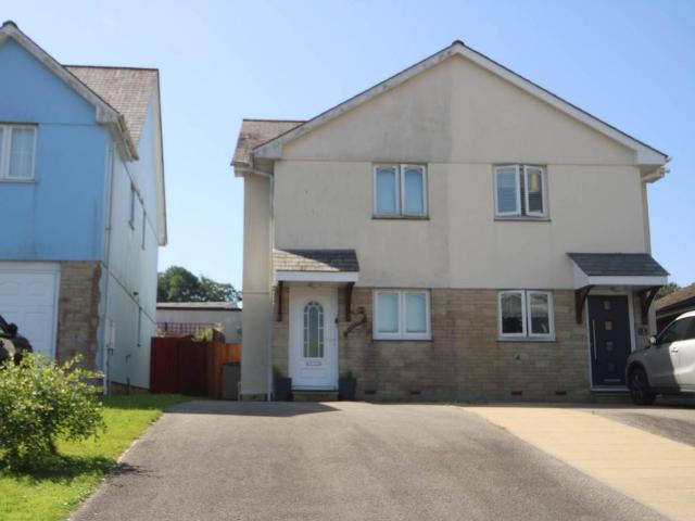 House for sale in Callington, Kelly Bray