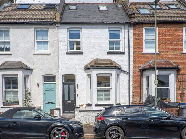 House for sale in Finchley, Greater London