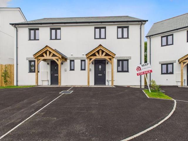 House for sale in Mount Ambrose, Cornwall