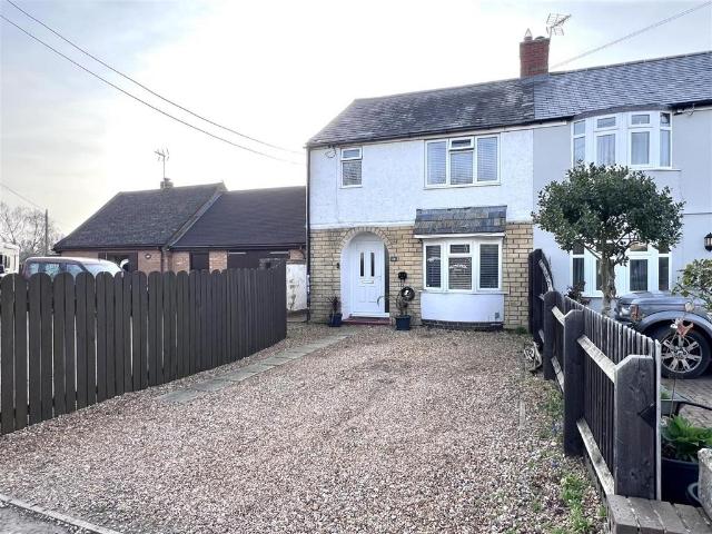House for sale in Silverstone, Northamptonshire