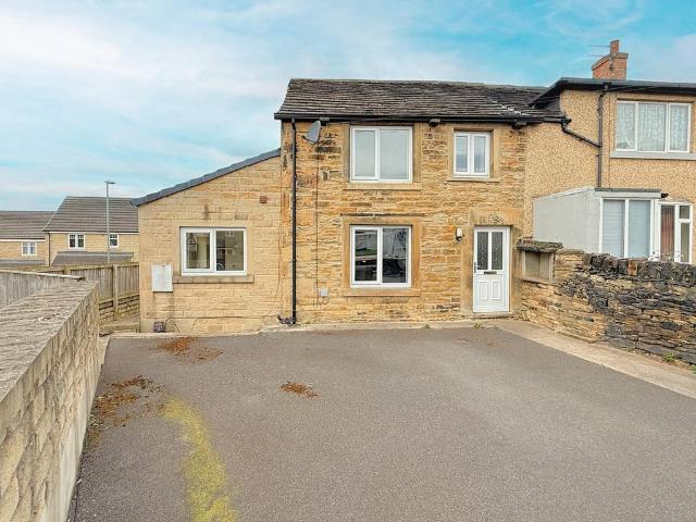 House for sale in Hightown, West Yorkshire