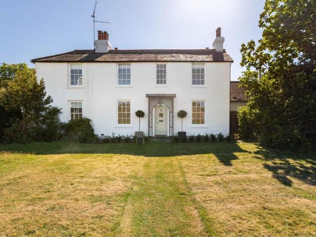 House for sale in Horsham, West Sussex