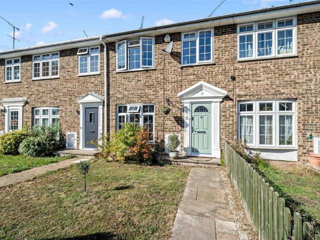 House for sale in Fairlands, Guildford