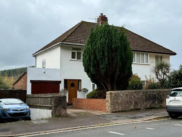 House for sale in Watergate, Devon