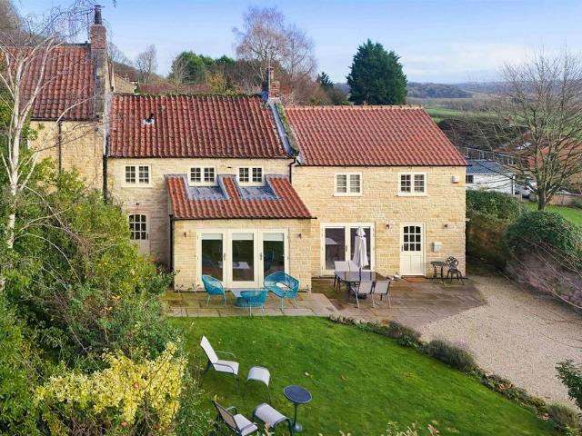 House for sale in Ampleforth, North Yorkshire