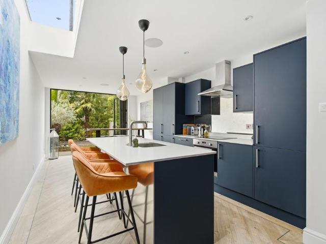 House for sale in Eton