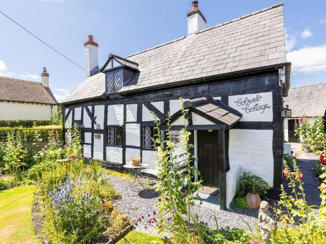 House for sale in No Man's Heath, Cheshire