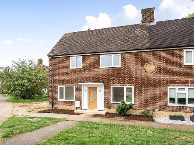 House for sale in Lower Green Esher, Blackhills