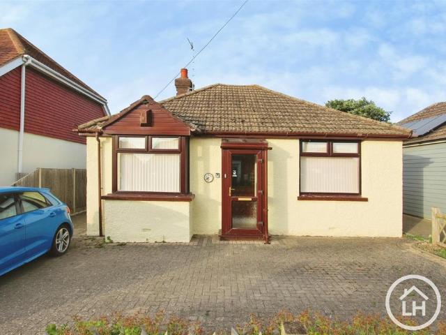 Bungalow for sale in Oad Street, Kent