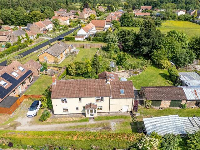 House for sale in Thornton-le-Clay, North Yorkshire