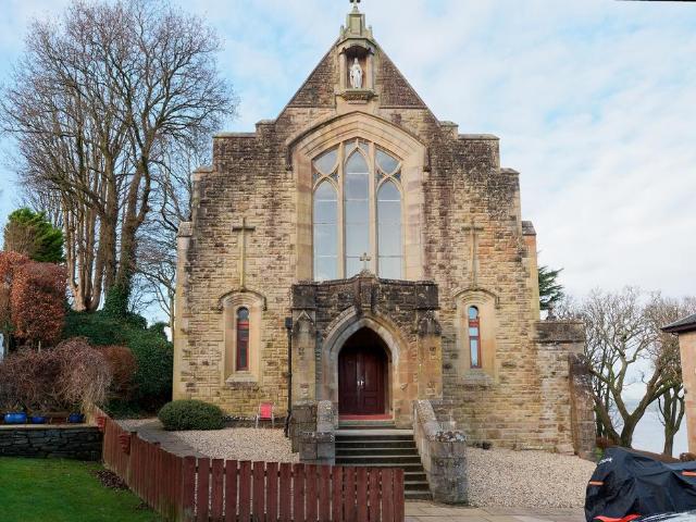 House for sale in Langbank, Scotland