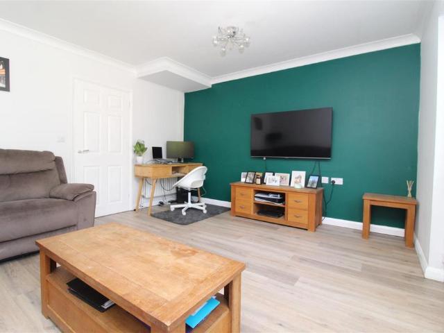 House for sale in Seasalter, Canterbury