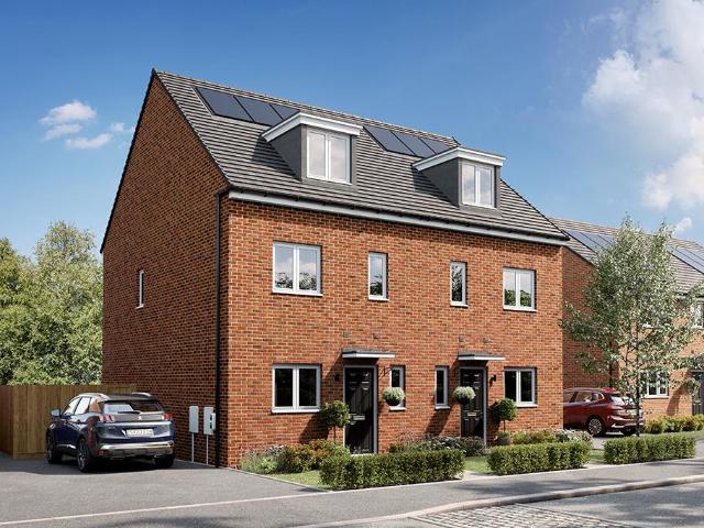 House for sale in Wrangbrook, West Yorkshire