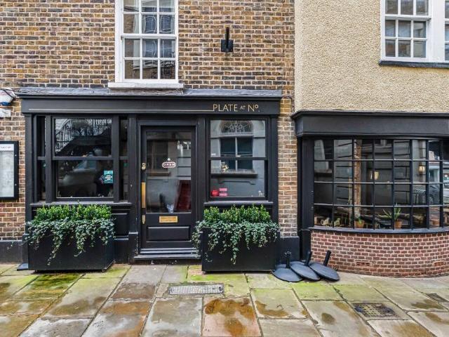 House for sale in Clewer Village, Windsor
