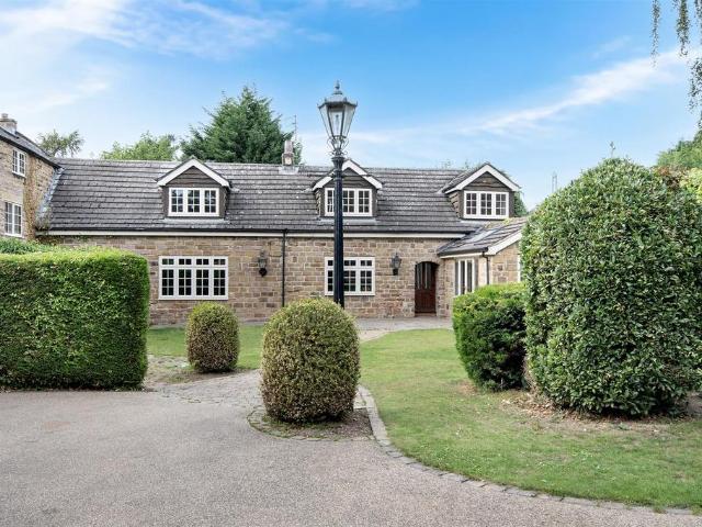 House for sale in Whiston, South Yorkshire