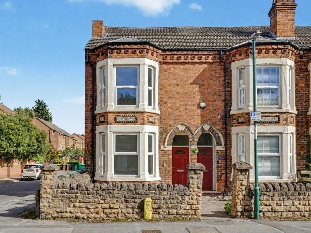 House for sale in Dunkirk, City of Nottingham