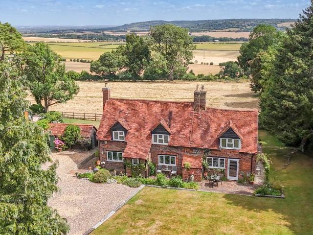 House for sale in Rout's Green, Bledlow Ridge
