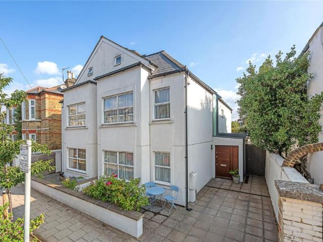 House for sale in Wandsworth, Greater London