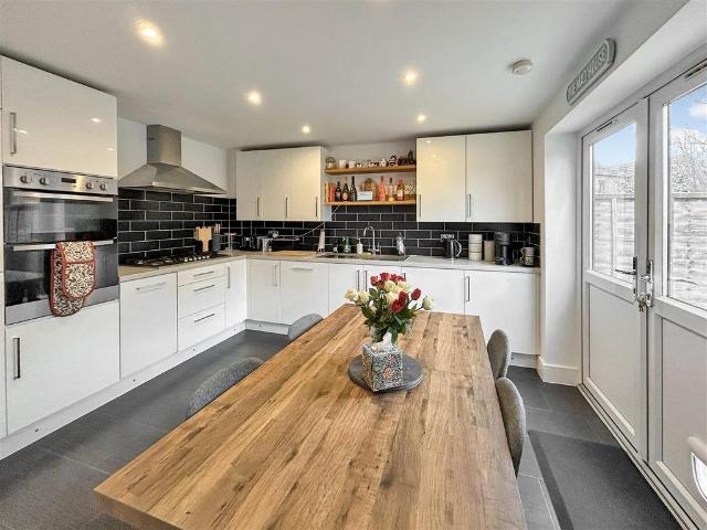 House for sale in Meon Vale, Stratford-on-Avon