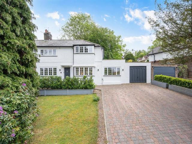 House for sale in Red Hill, Surrey