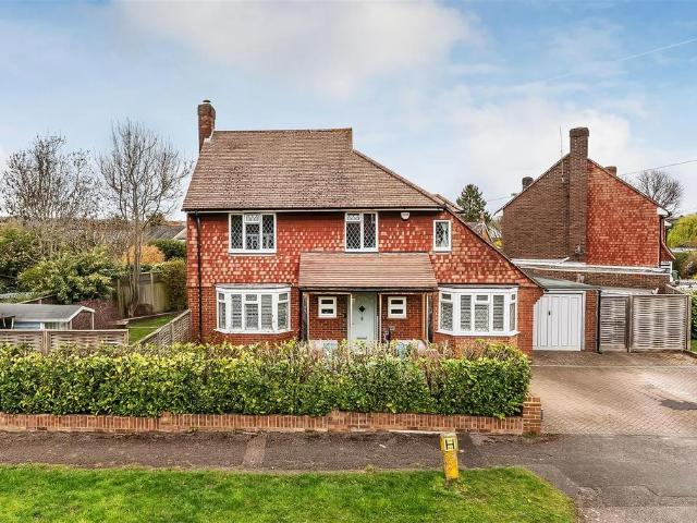 House for sale in Pachesham Park, Surrey