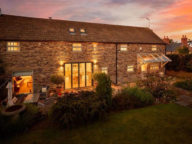 House for sale in Stainborough, South Yorkshire