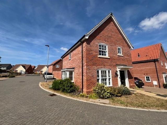 House for sale in Acle, Crostwick