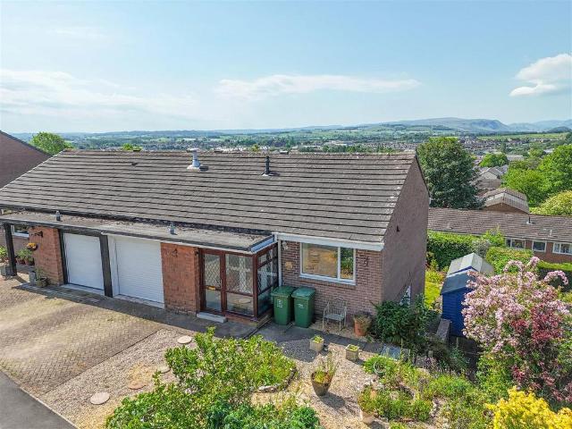 House for sale in Fell Lane