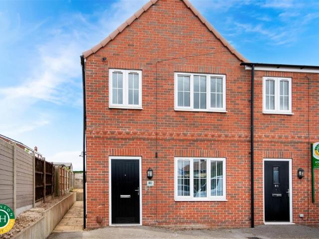 House for sale in Rossington, South Yorkshire