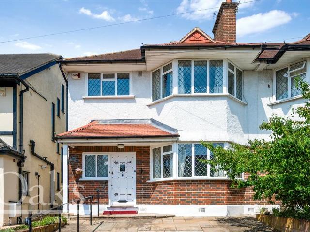 House for sale in London Borough of Croydon, Norbury
