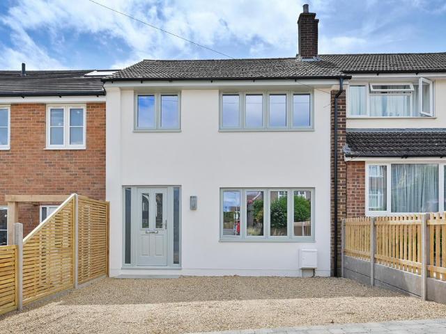 House for sale in Five Acres, Hertfordshire