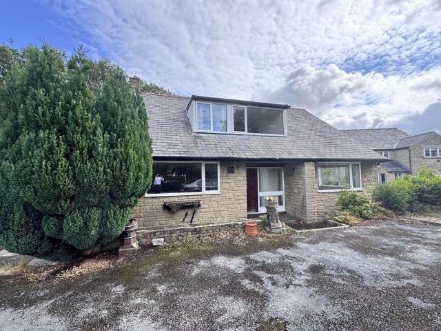 House for sale in Wash, Charlesworth