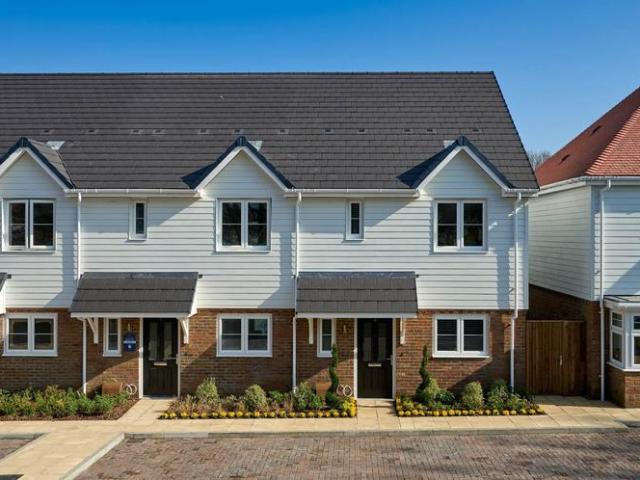 House for sale in Sandown Park, Kent