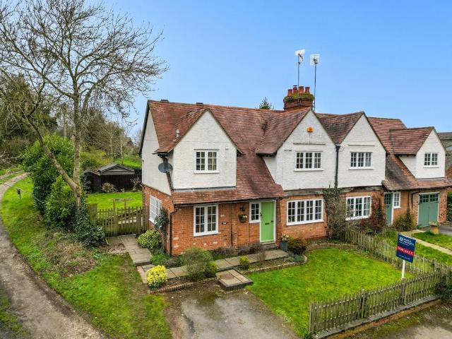 House for sale in Gooms Hill, Wychavon