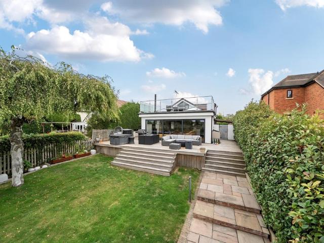 House for sale in Wraysbury