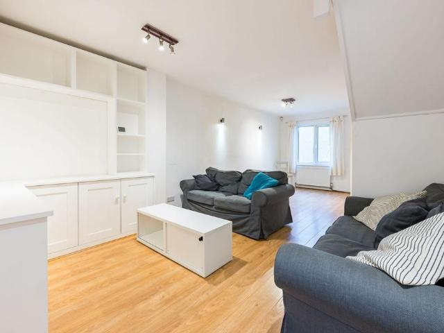 House for sale in Isle Of Dogs, Greater London