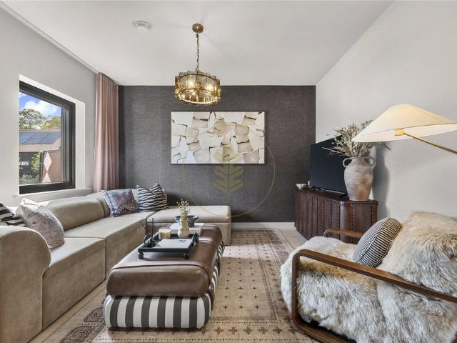 House for sale in Borehamwood, Hertsmere