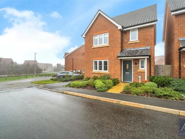 House for sale in Steeple Claydon, Buckinghamshire