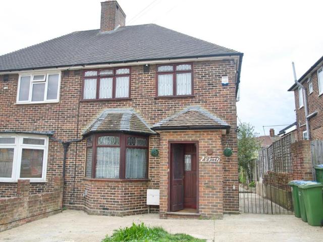 House for sale in Kidbrooke, Greater London