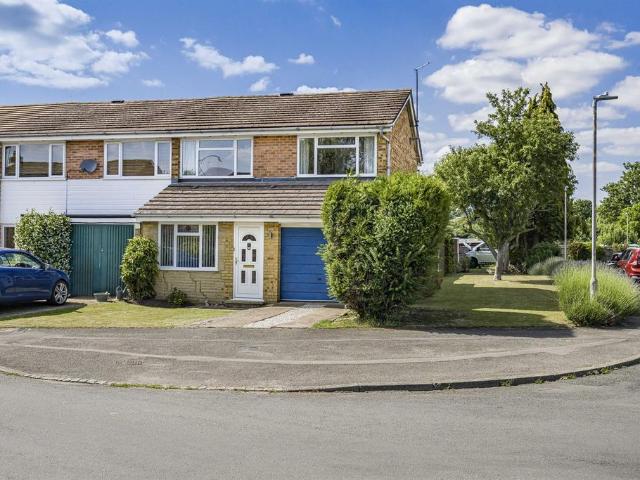 House for sale in Lunnon, Buckinghamshire