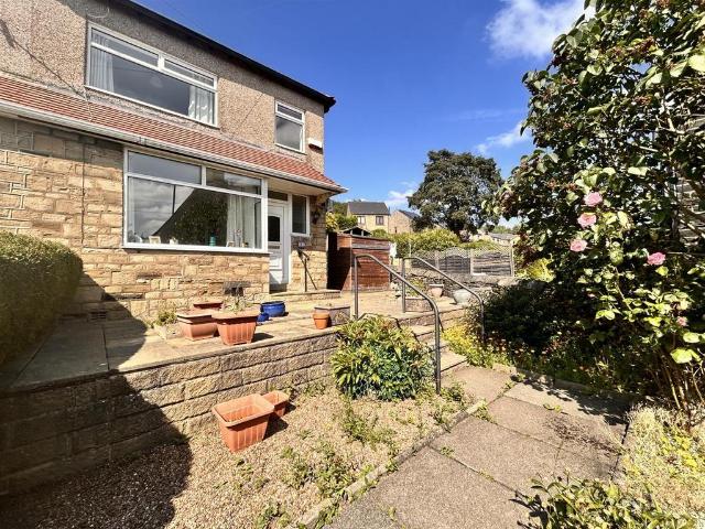 House for sale in Warley Town, West Yorkshire