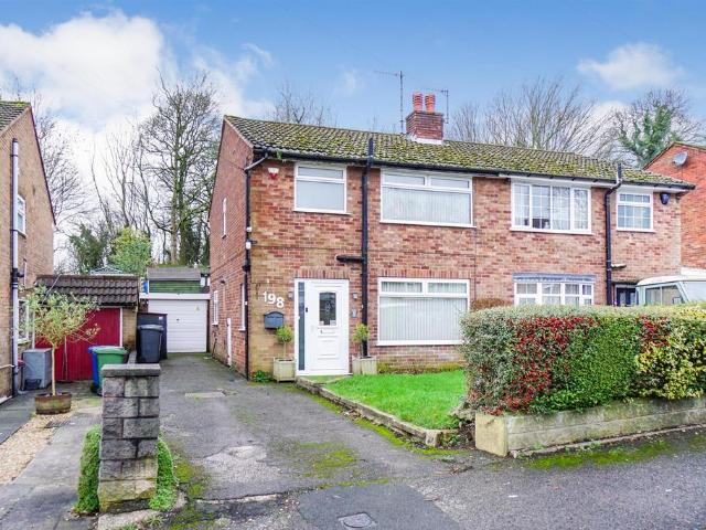 House for sale in Loundsley Green, East Midlands
