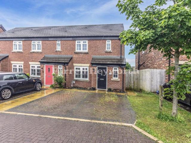 House for sale in Higher Bartle, Lancashire
