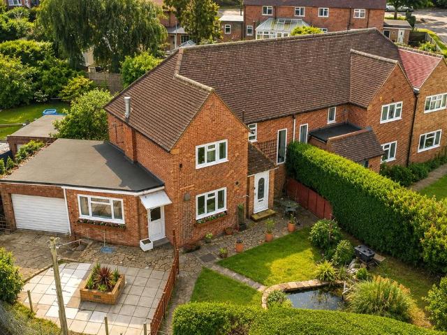 House for sale in Sunningdale, Windsor and Maidenhead