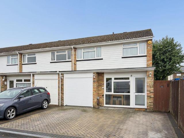 House for sale in Beeches Community Board, Farnham Common